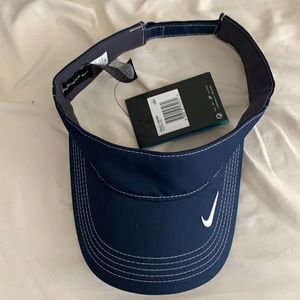 NWT Nike Golf Hat